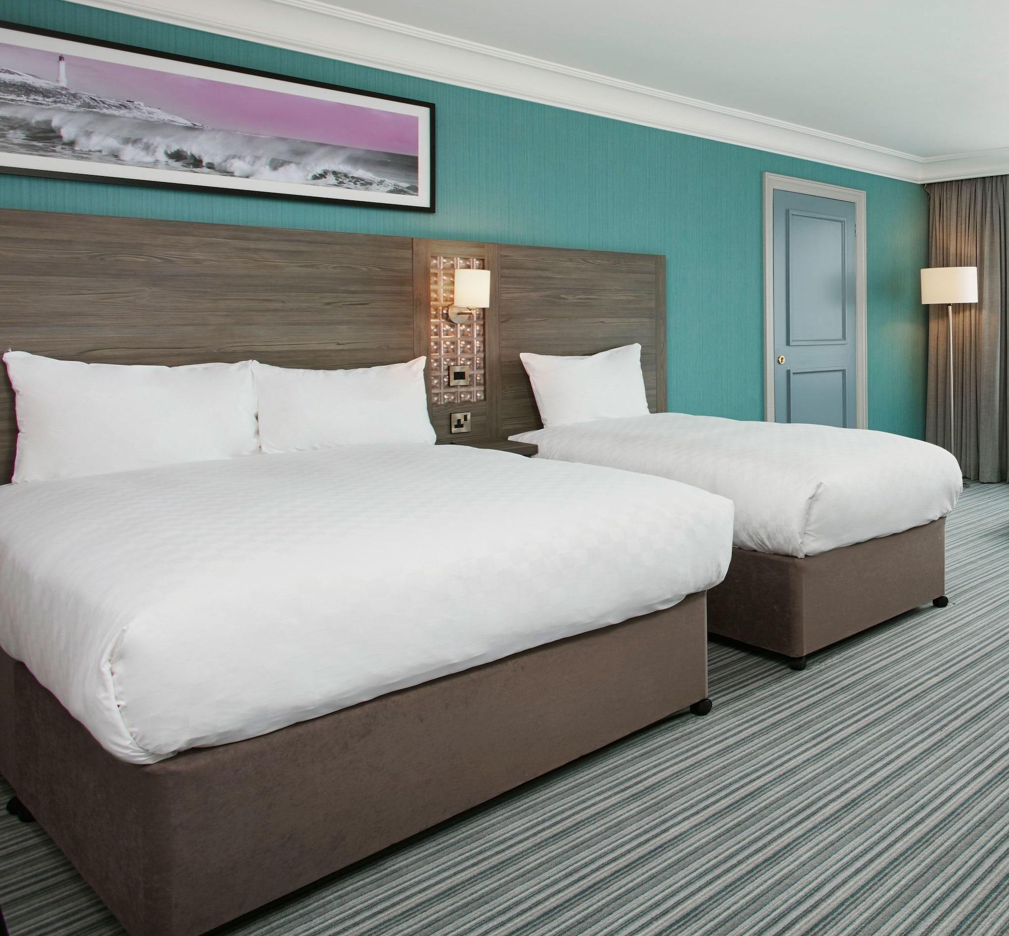 Jurys Inn Aberdeen Airport Dyce Buitenkant foto