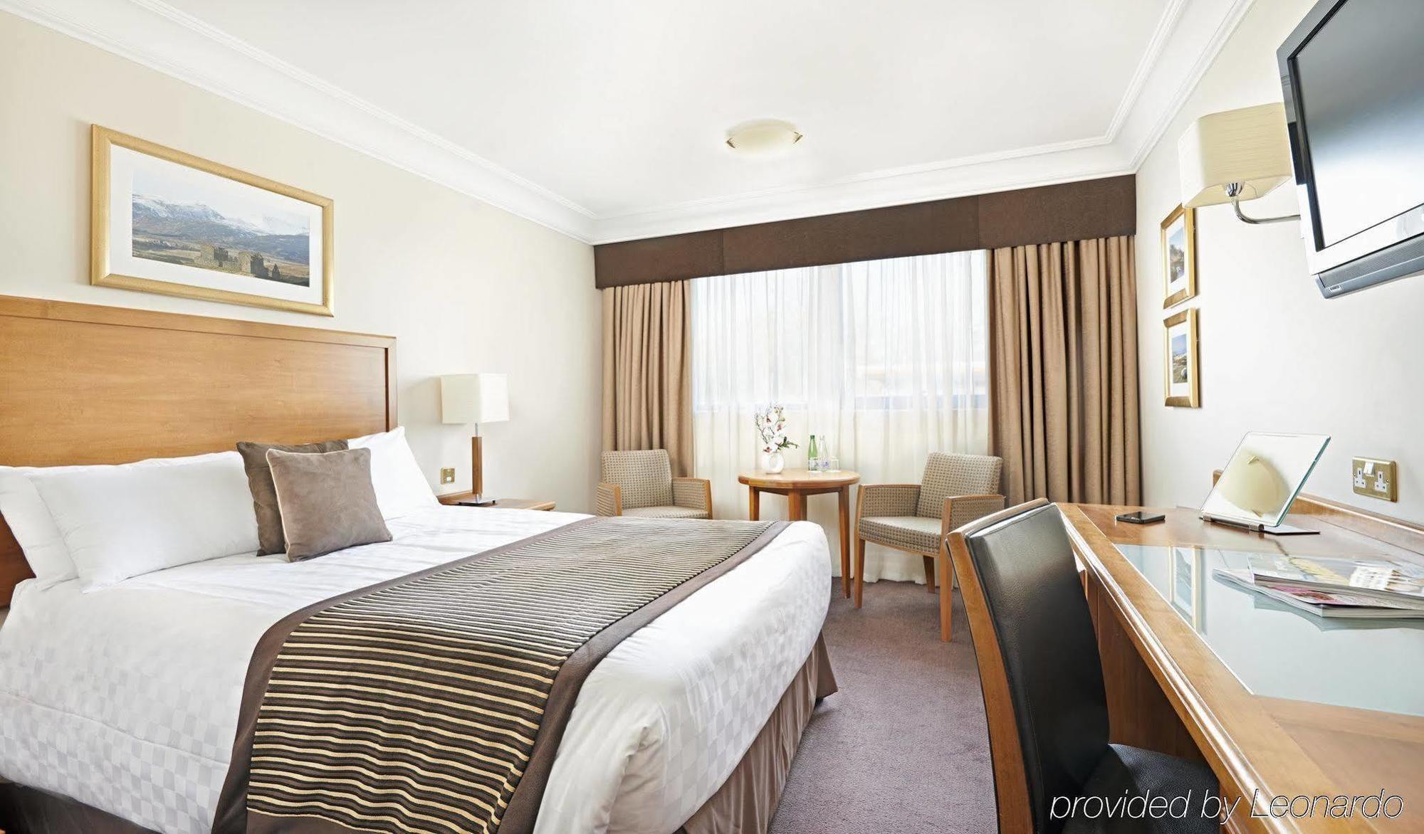 Jurys Inn Aberdeen Airport Dyce Buitenkant foto
